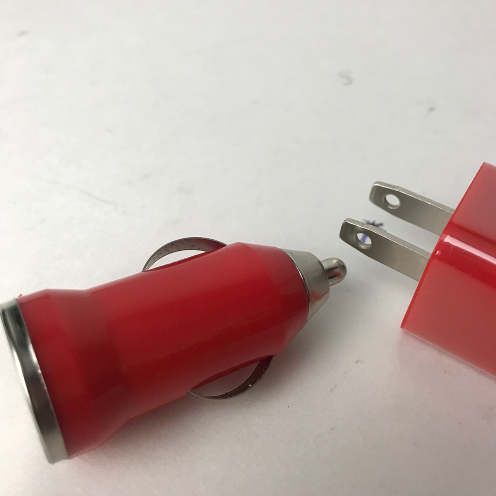 Universal Charging Set - Red - Picture 3 of 3
